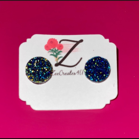 Dark Blue Irridiscent Druzy Studs - Picture 1 of 1